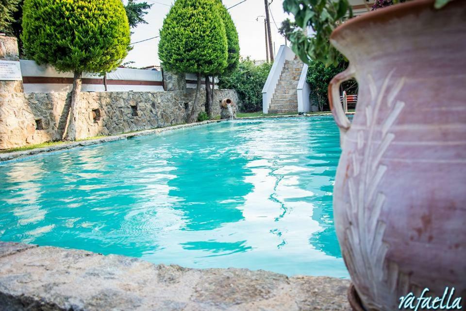 Irene's Maisonette at Rafaella Resort Kokkónion Esterno foto